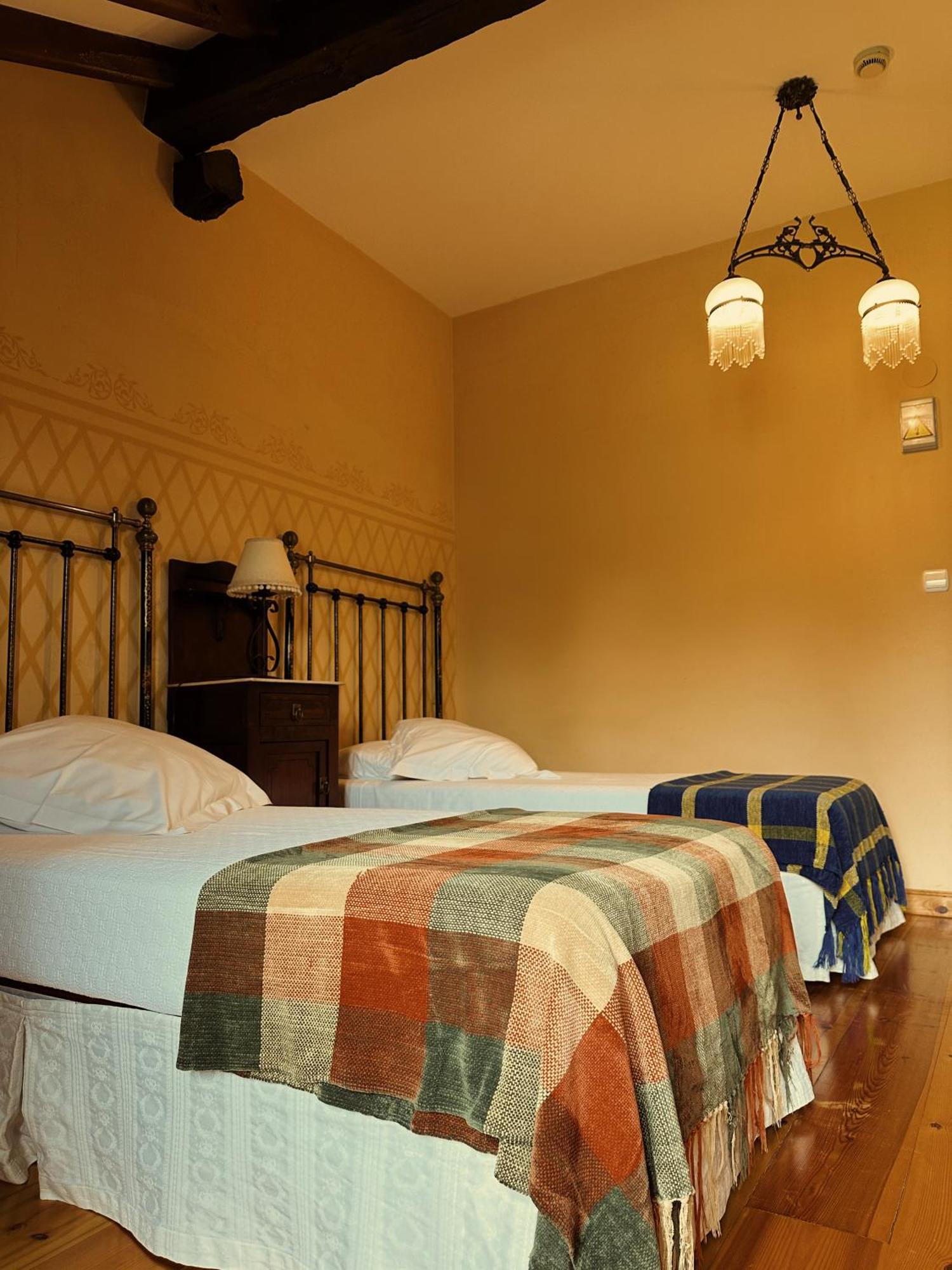 Hotel La Casona de Cerrazo Habitación foto